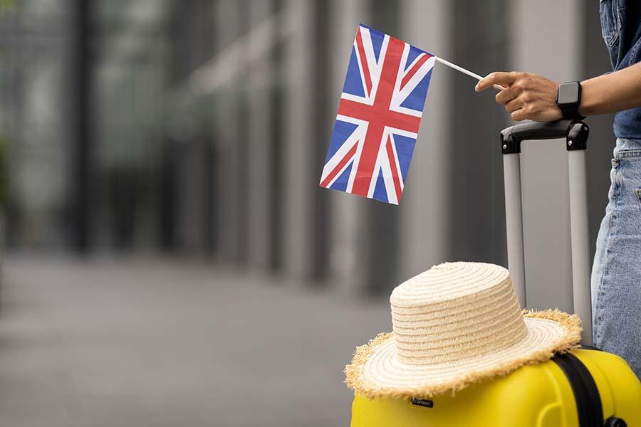 3000 visas per year to be offered under the UK-India Young professionals Scheme.