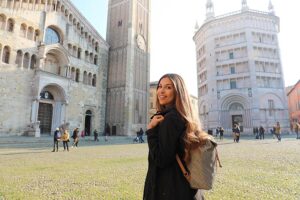 How much does it cost for an Indian student to study in Italy?